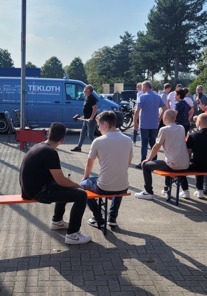 Fahrradrallye - Station im Tekloth-Solar-Stadion