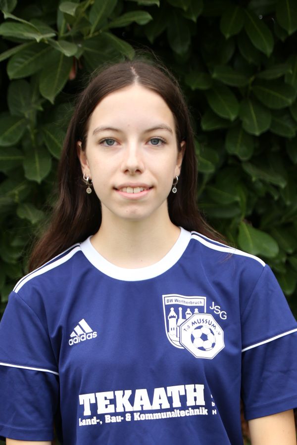 Maya Naves
