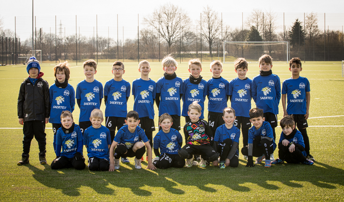F2 - Manchmal geht es auch um Fußball!